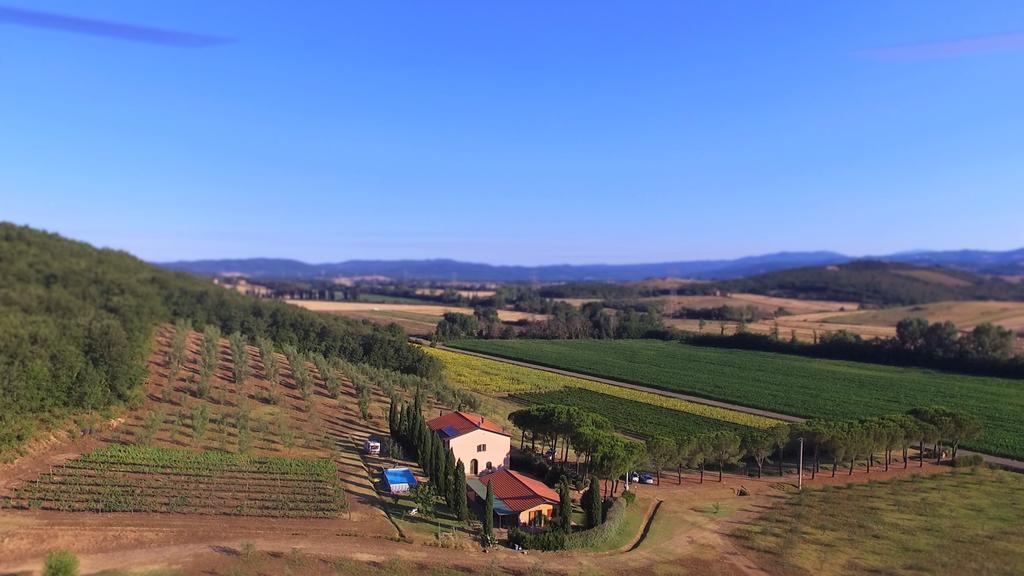 Agriturismo Podere Mulinaccio Ribolla Luaran gambar